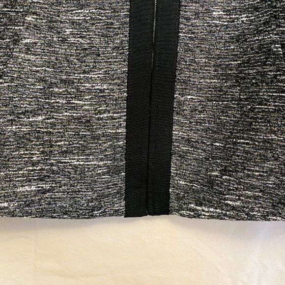 Gap Ladies Jacket size L Black Gray with White Lined Zipper closure 2 pockets - Picture 8 of 13